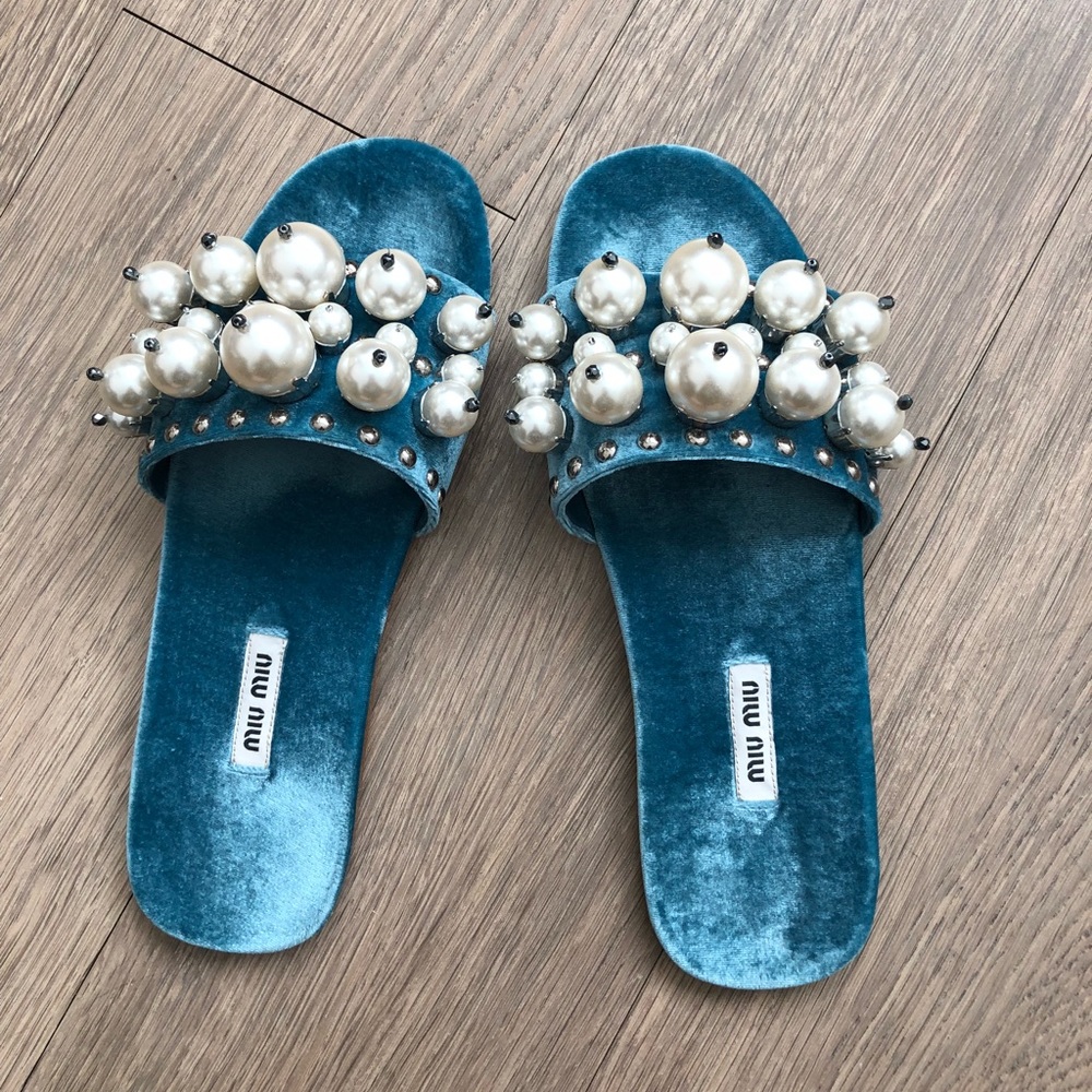 Miu Miu Pearl Embellished Velvet Slide Sandal